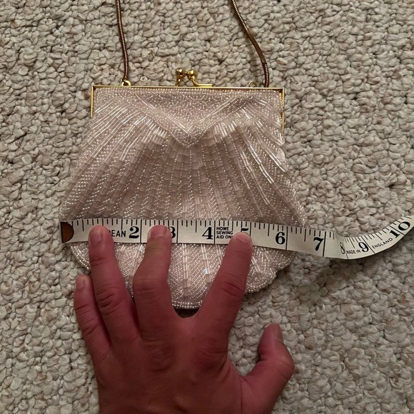 Valerie Steven’s she’ll evening bag - Picture 5 of 15